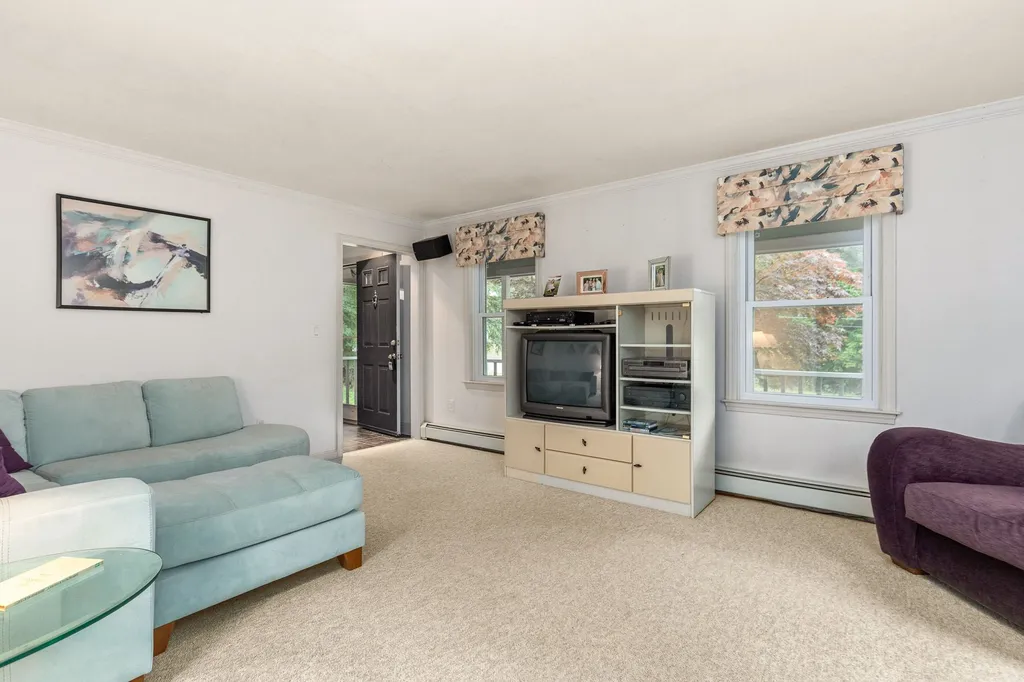 2 Greystone Road East Kingston NH 03827