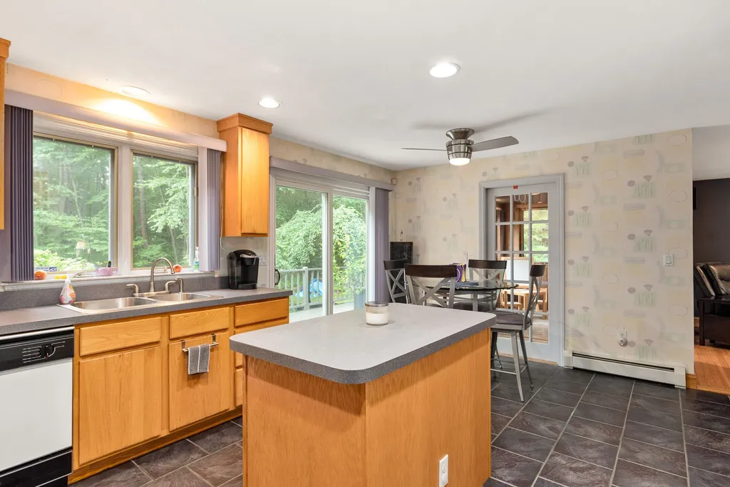 2 Greystone Road East Kingston NH 03827
