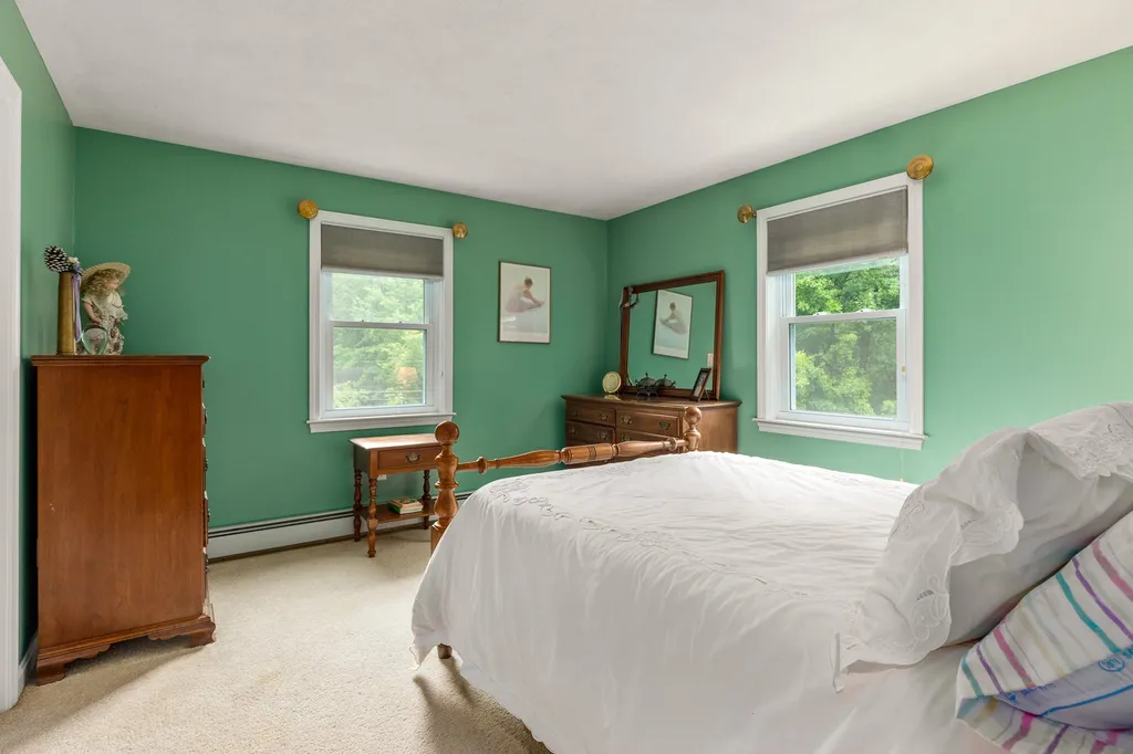 2 Greystone Road East Kingston NH 03827