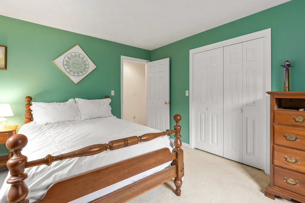 2 Greystone Road East Kingston NH 03827