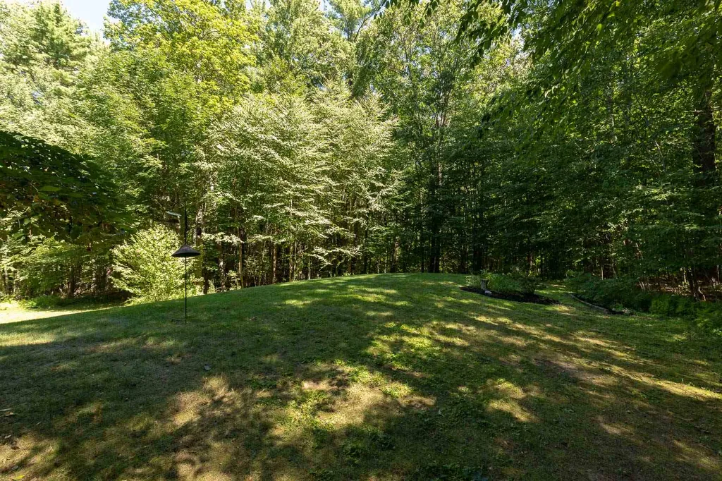 2 Greystone Road East Kingston NH 03827