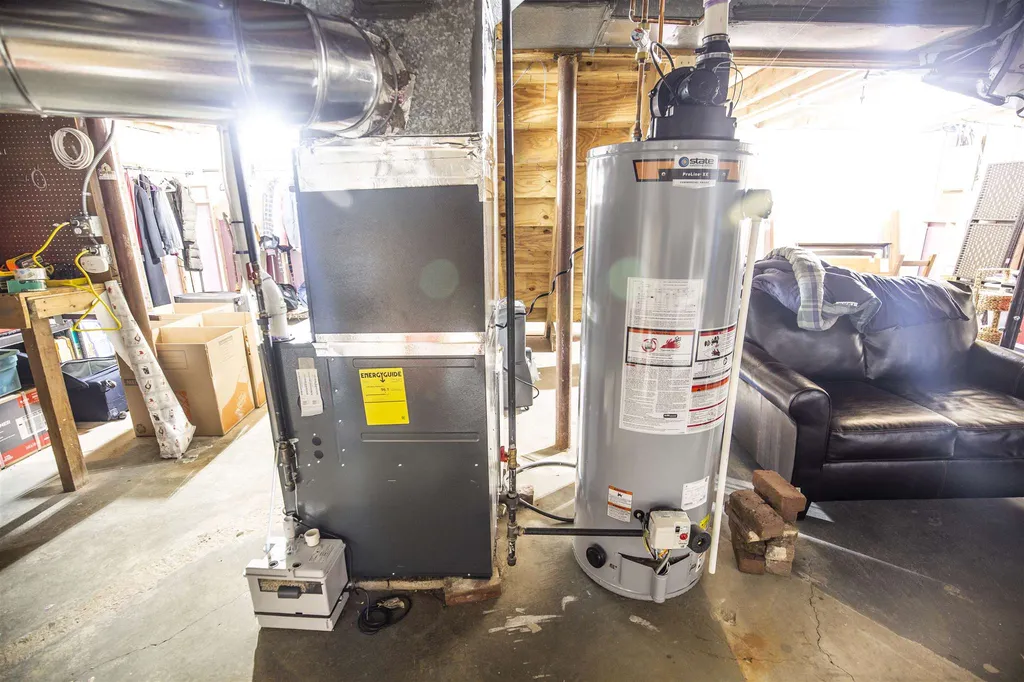 14 Ledgewood Drive Derry NH 03038
