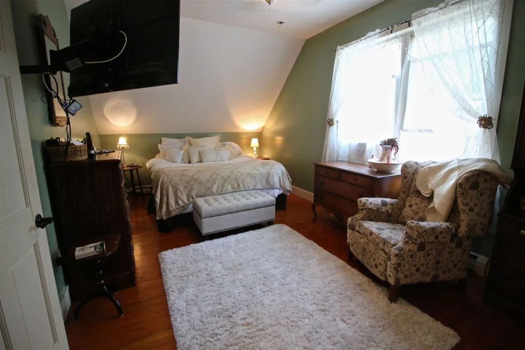 17 Niles Street Dover NH 03820