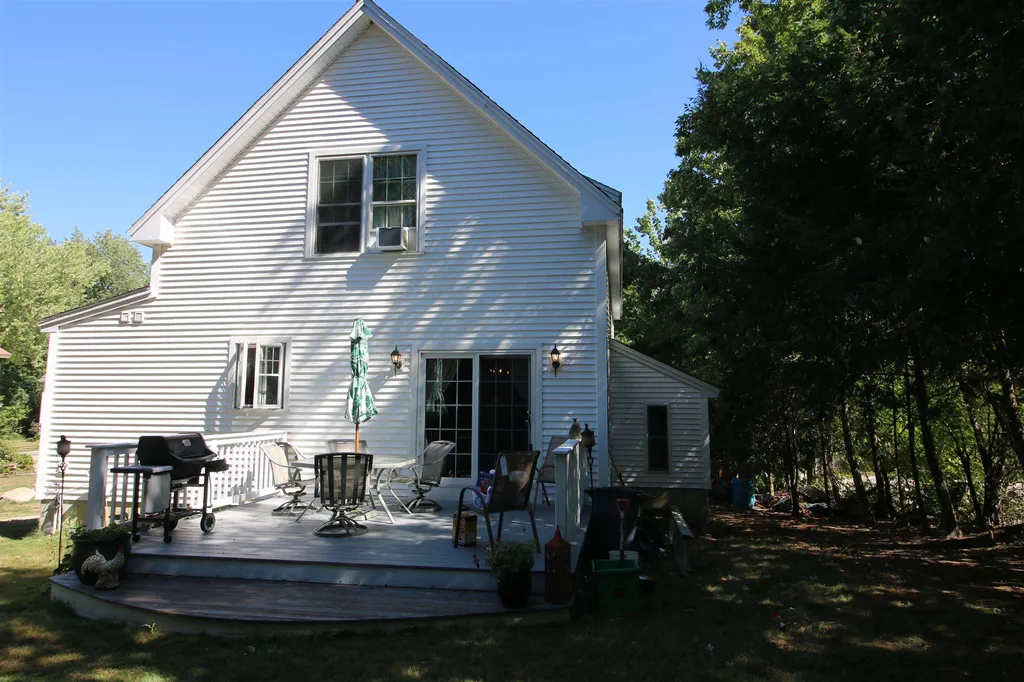 17 Niles Street Dover NH 03820