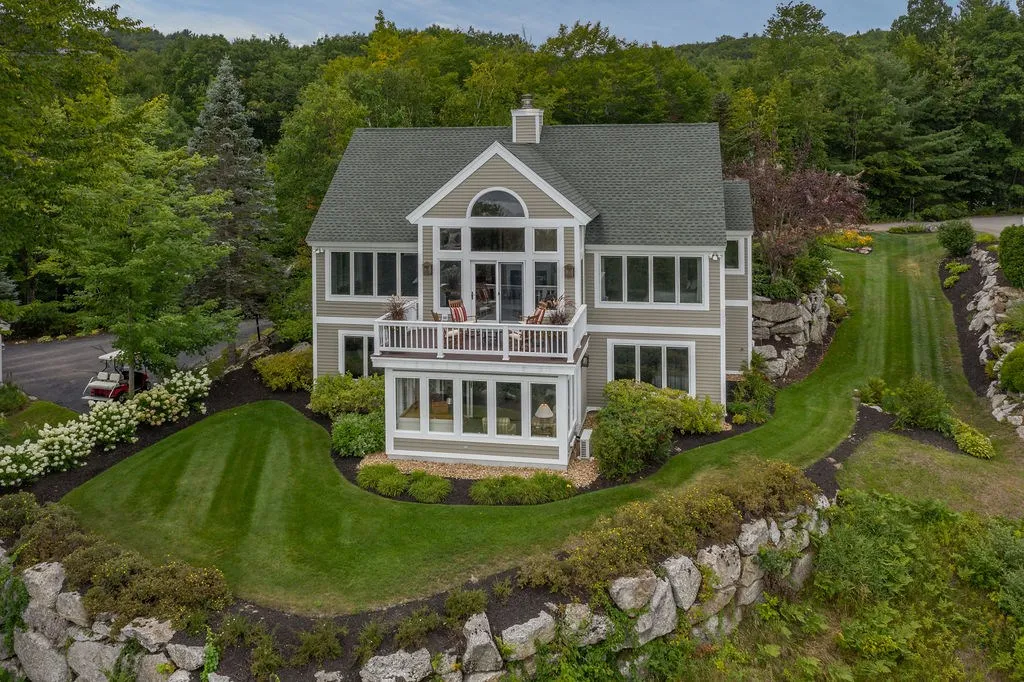33 Hawk Ridge Road Meredith NH 03253