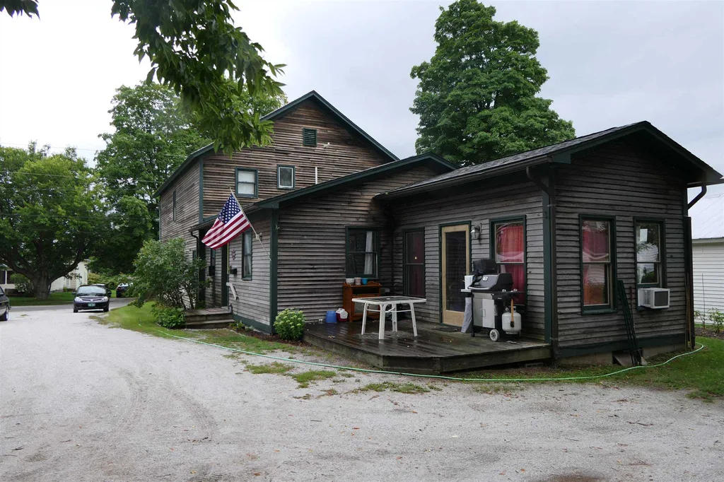 20-22 New Street Swanton VT 05488
