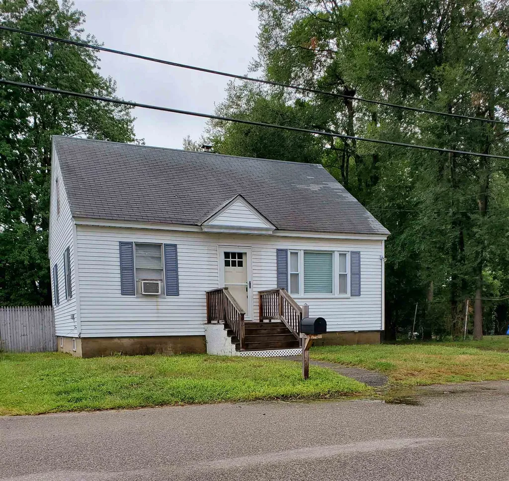 246 Woodland Avenue Manchester NH 03109