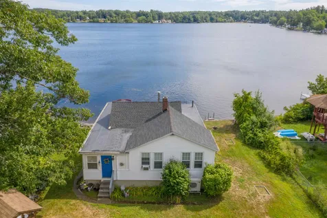 1 Lake Street Derry NH 03038