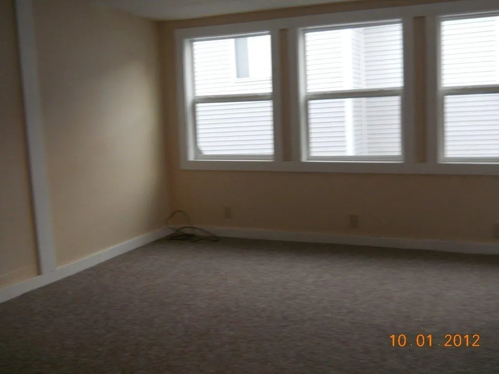 201 Pleasant Street Claremont NH 03743