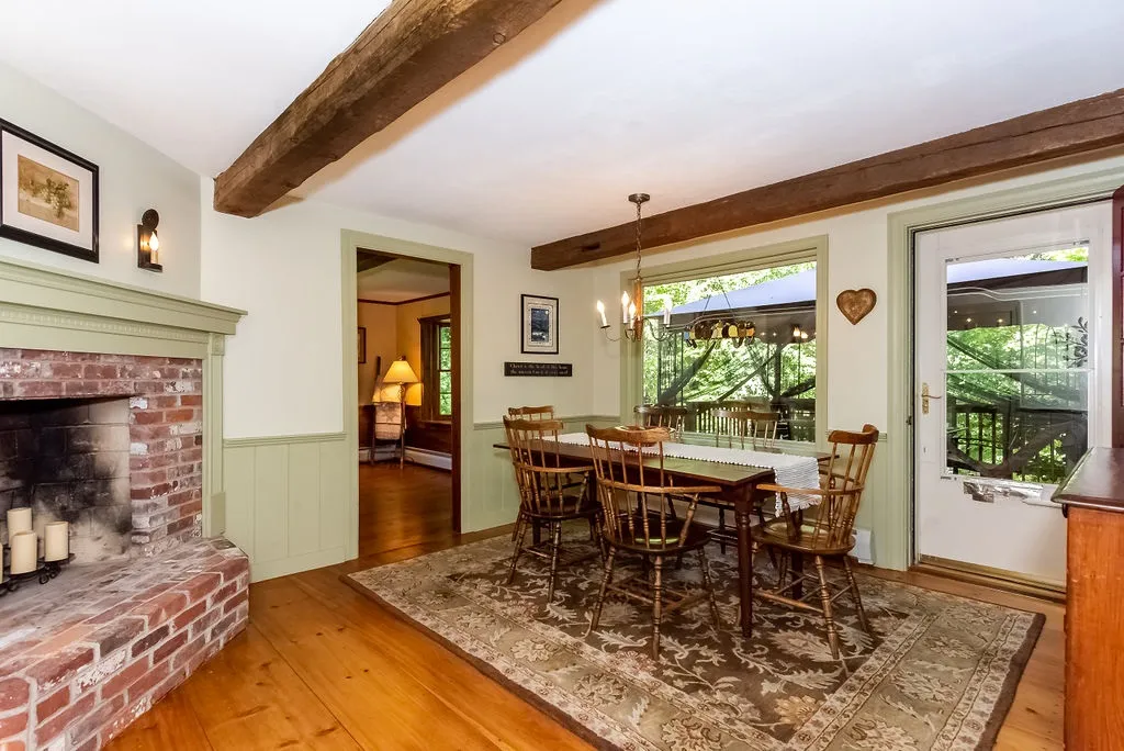 160 Sherborne Road Barrington NH 03825