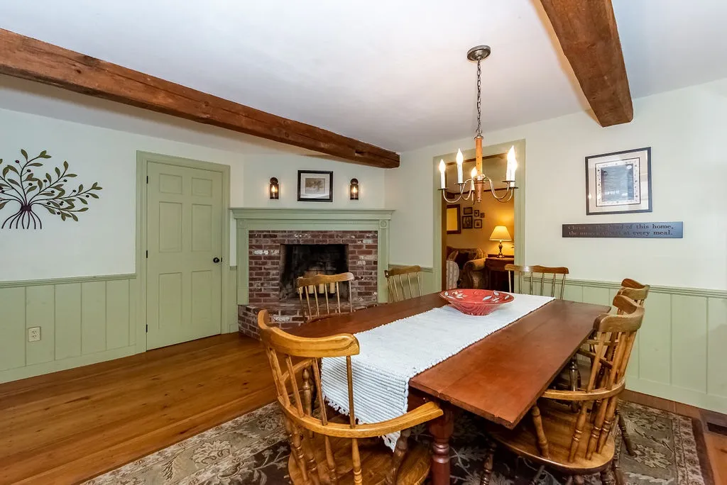 160 Sherborne Road Barrington NH 03825