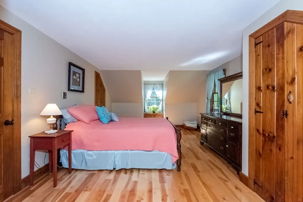 160 Sherborne Road Barrington NH 03825