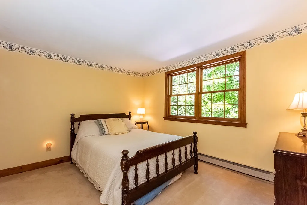 160 Sherborne Road Barrington NH 03825