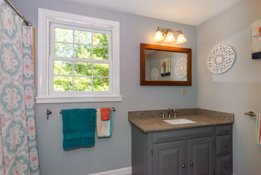 160 Sherborne Road Barrington NH 03825