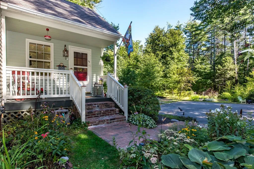 160 Sherborne Road Barrington NH 03825