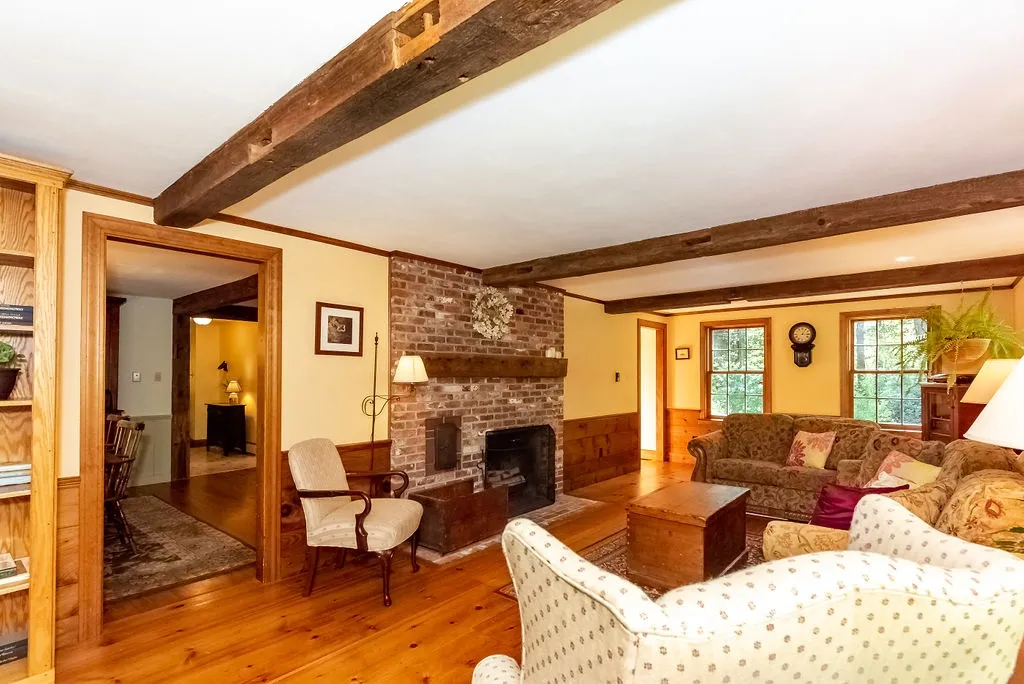 160 Sherborne Road Barrington NH 03825