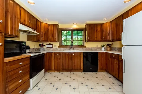 160 Sherborne Road Barrington NH 03825