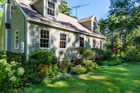 160 Sherborne Road Barrington NH 03825