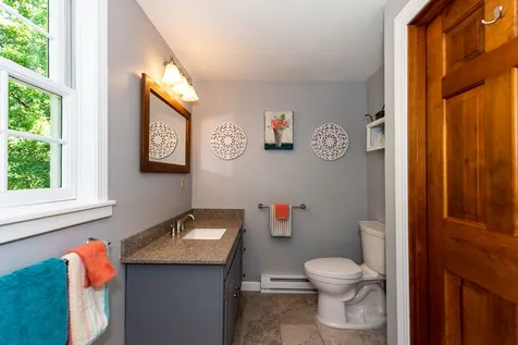 160 Sherborne Road Barrington NH 03825