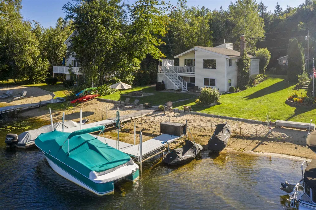 17 Blueberry Lane Moultonborough NH 03254