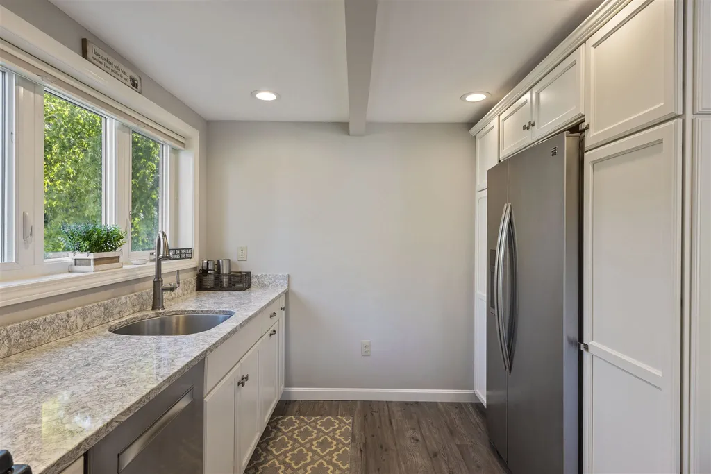 17 Blueberry Lane Moultonborough NH 03254