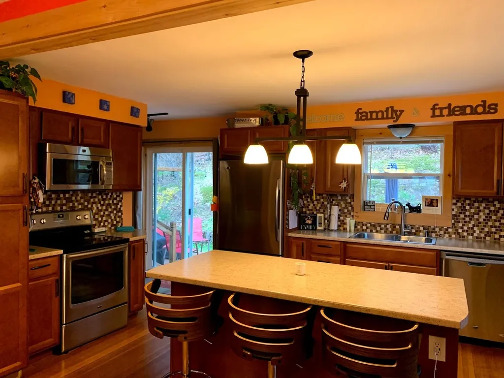 61 Woodbury Street Keene NH 03431