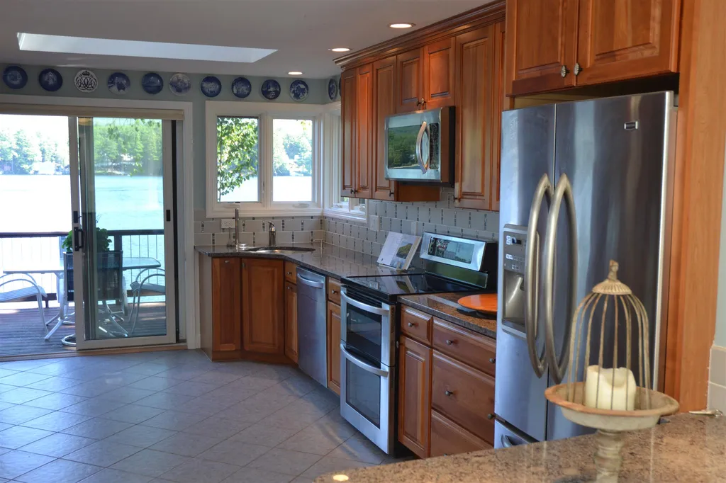 115 Cottage Road Moultonborough NH 03254
