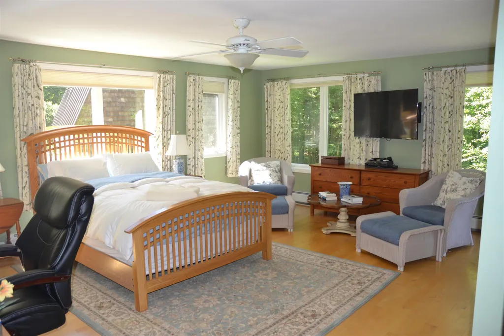 115 Cottage Road Moultonborough NH 03254