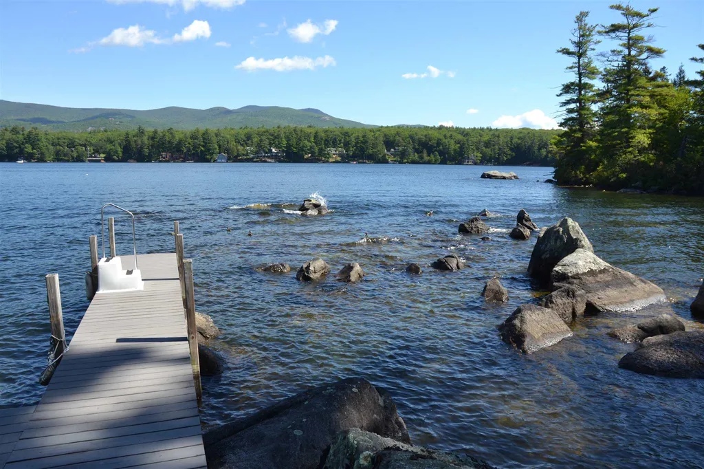 115 Cottage Road Moultonborough NH 03254