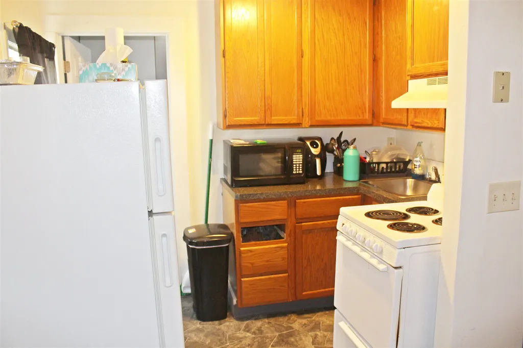 23 Myrtle Street Rochester NH 03867