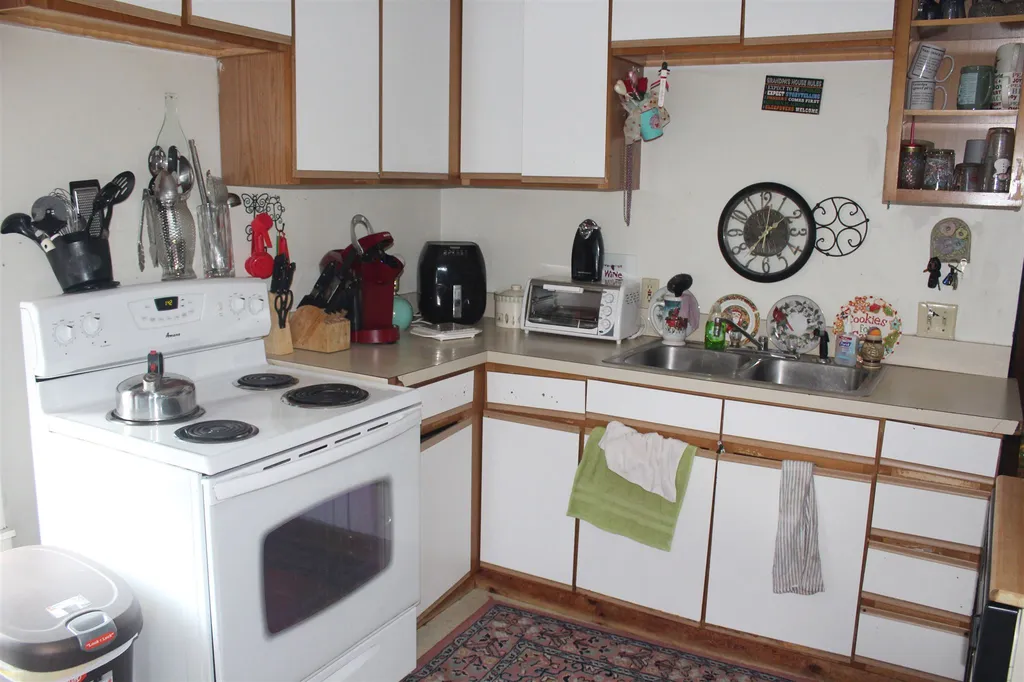 23 Myrtle Street Rochester NH 03867