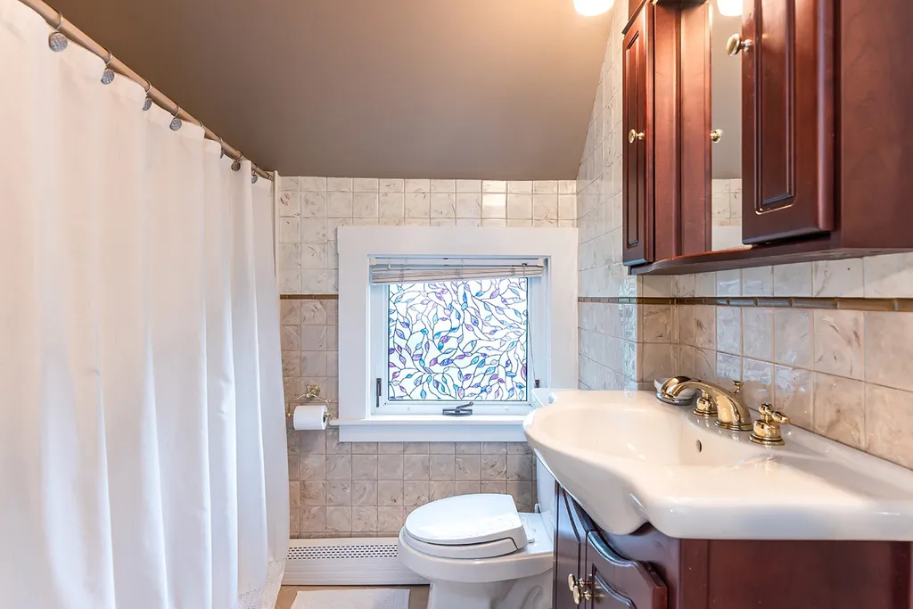 1-3 Perry Avenue Nashua NH 03060