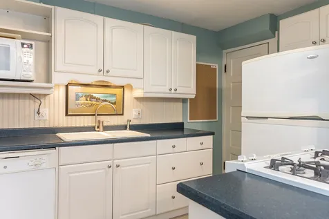 1-3 Perry Avenue Nashua NH 03060
