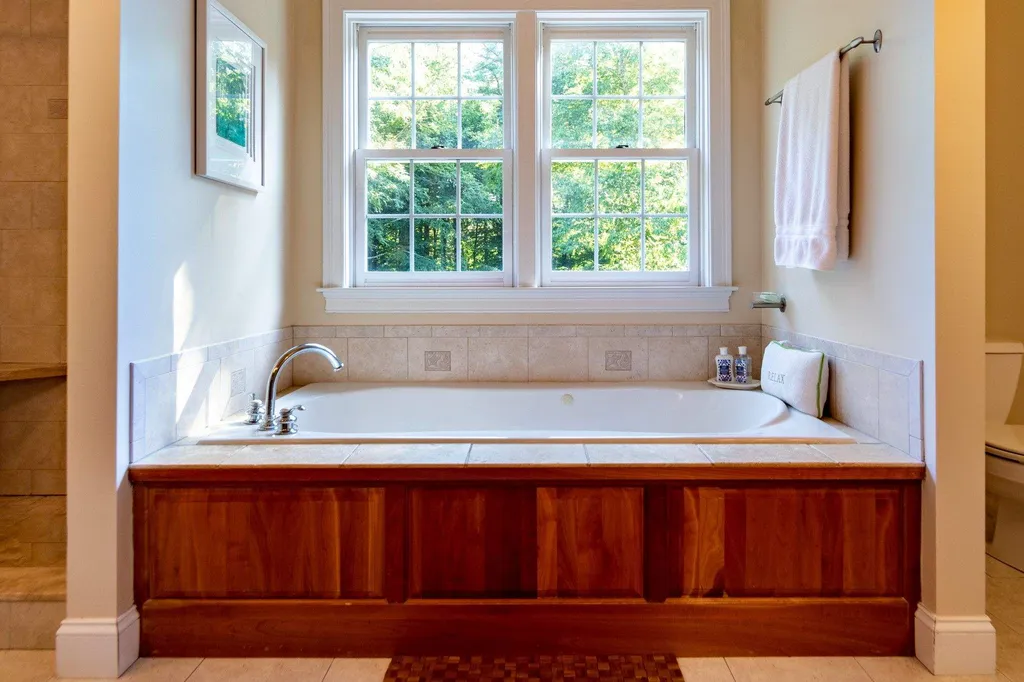 9 Batchelder Lane Hampton Falls NH 03844