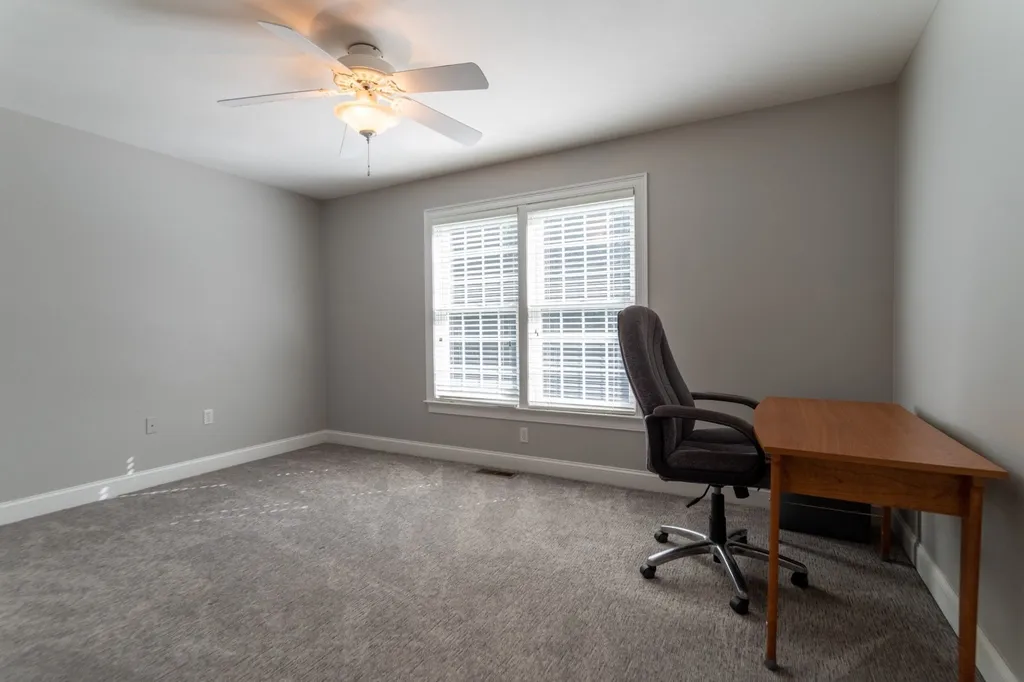 9 Batchelder Lane Hampton Falls NH 03844