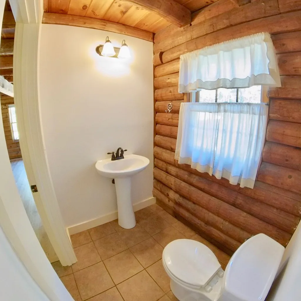 18 Welch Road Canterbury NH 03224