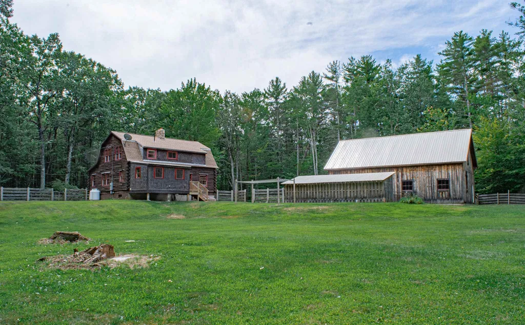 18 Welch Road Canterbury NH 03224
