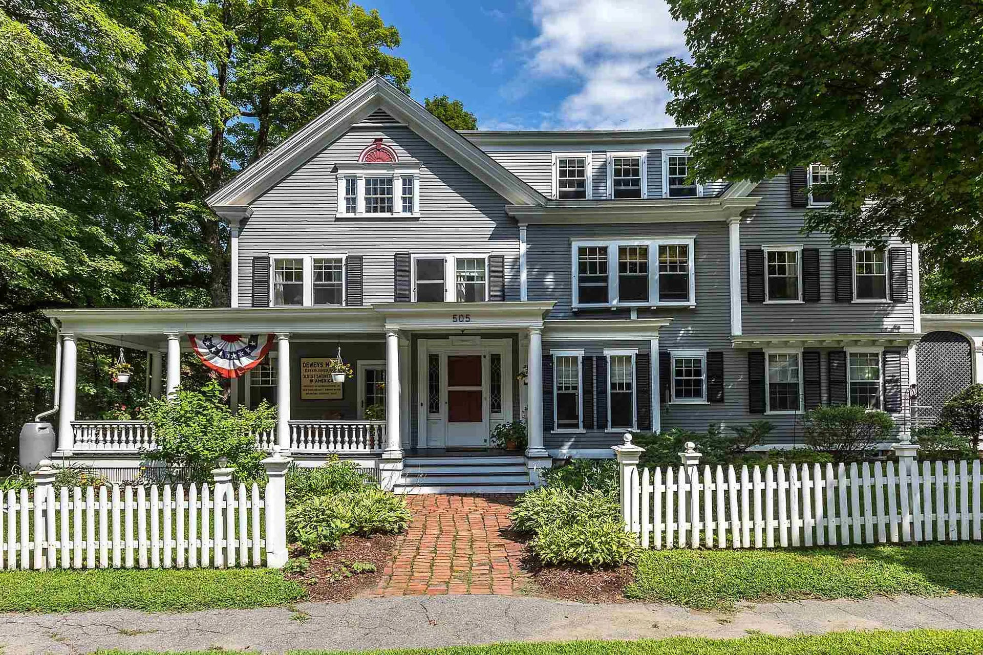 505 Deweys Mills Road Hartford VT 05059