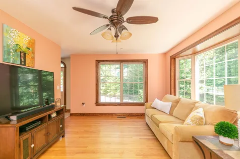 11 Keneval Avenue Boscawen NH 03303