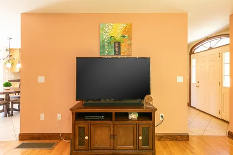 11 Keneval Avenue Boscawen NH 03303