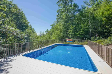 11 Keneval Avenue Boscawen NH 03303