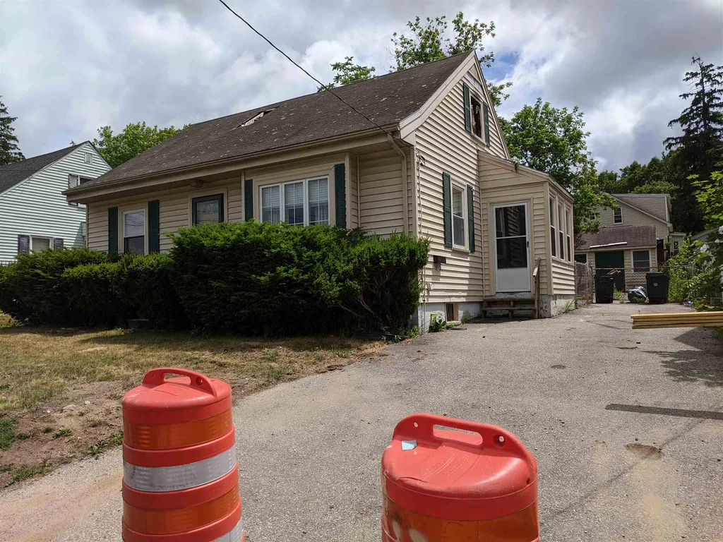 75 Wilmot Street Manchester, NH