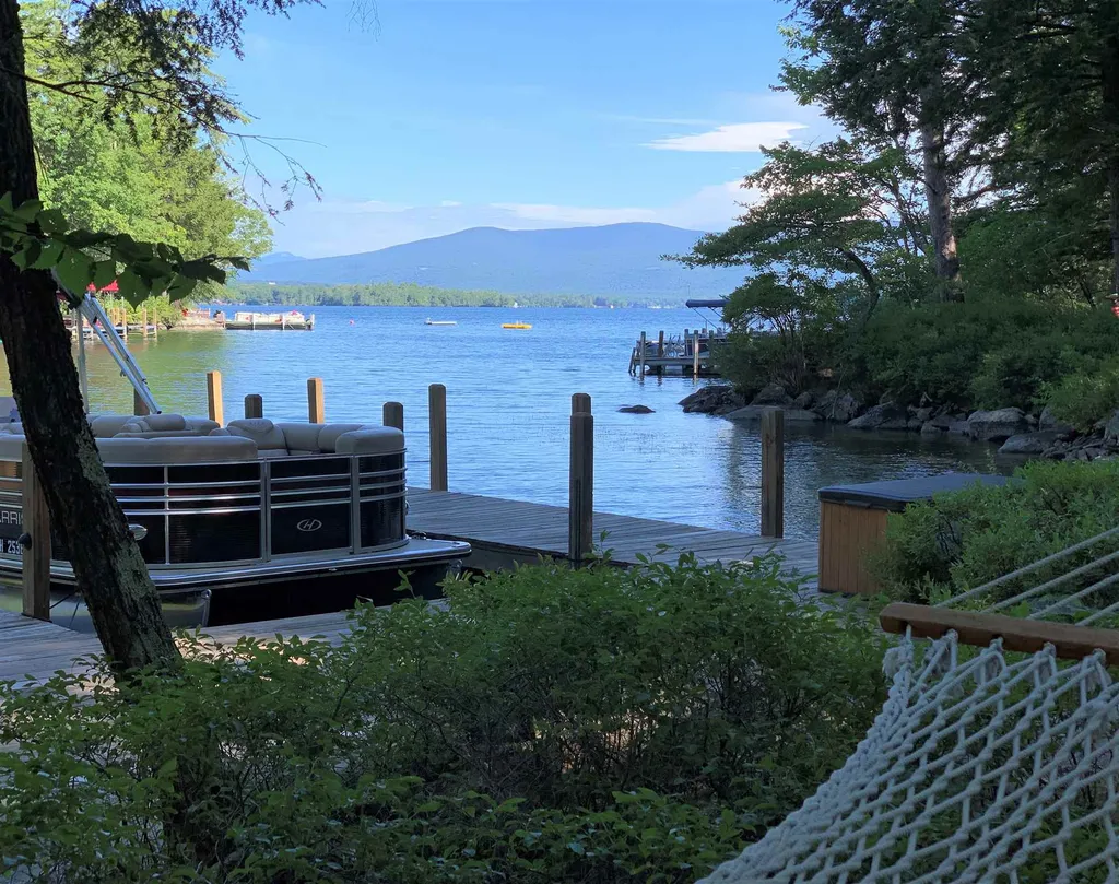 42 Cow Island Tuftonboro NH 03816
