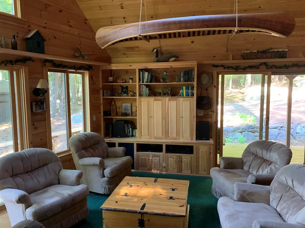 42 Cow Island Tuftonboro NH 03816