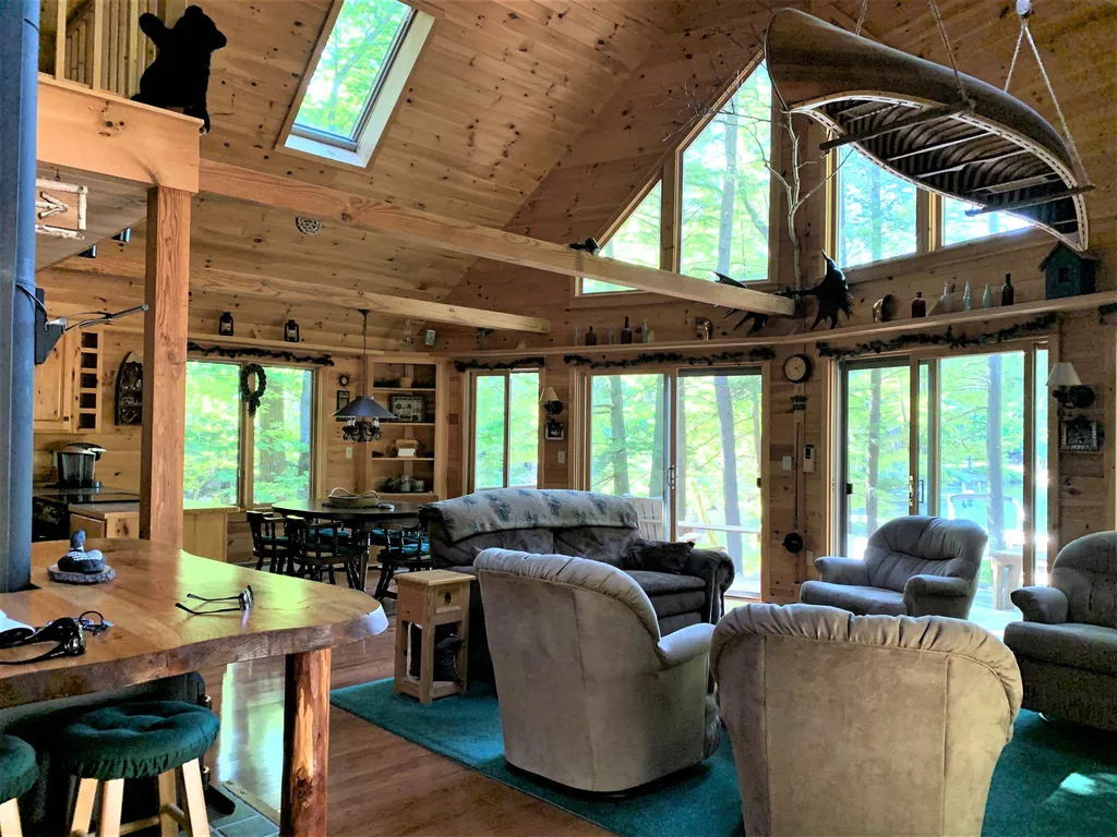 42 Cow Island Tuftonboro NH 03816