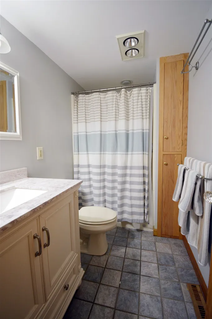 126 Kings Highway Hampton NH 03842