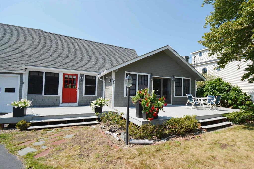 126 Kings Highway Hampton NH 03842