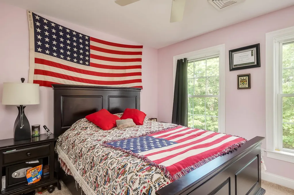 4 Wood Ridge Lane Exeter NH 03833