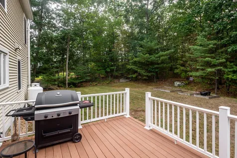 4 Wood Ridge Lane Exeter NH 03833