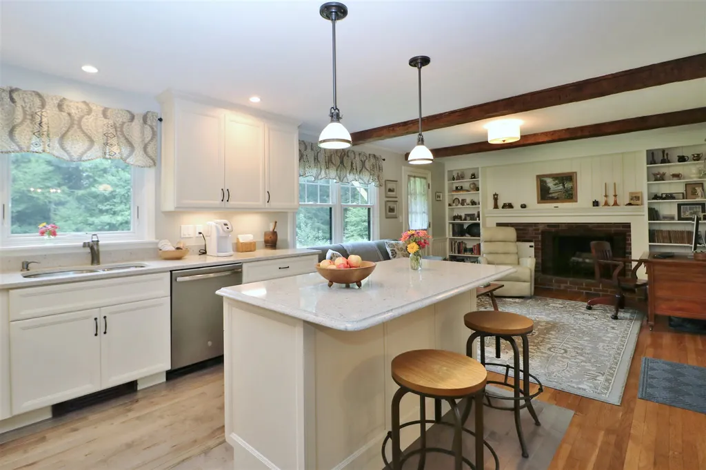 688 North Road Shelburne NH 03581